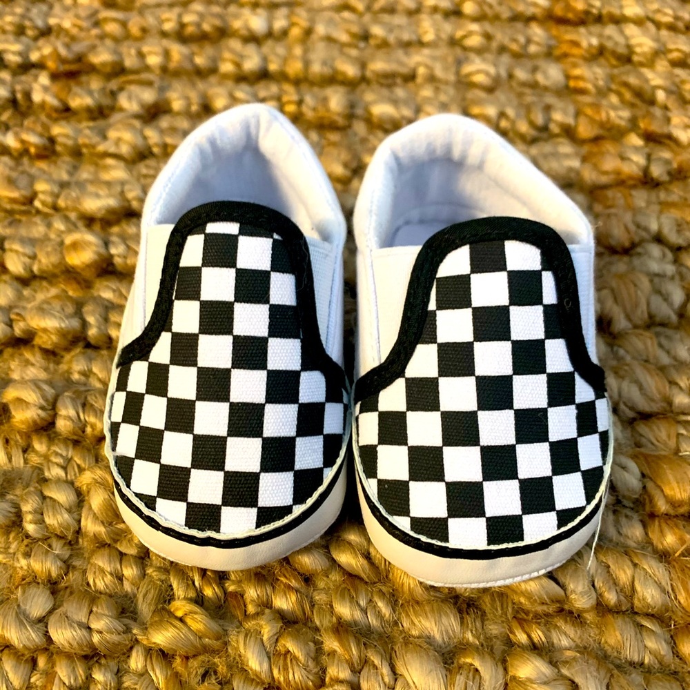 CHECKERED BABY SHOES